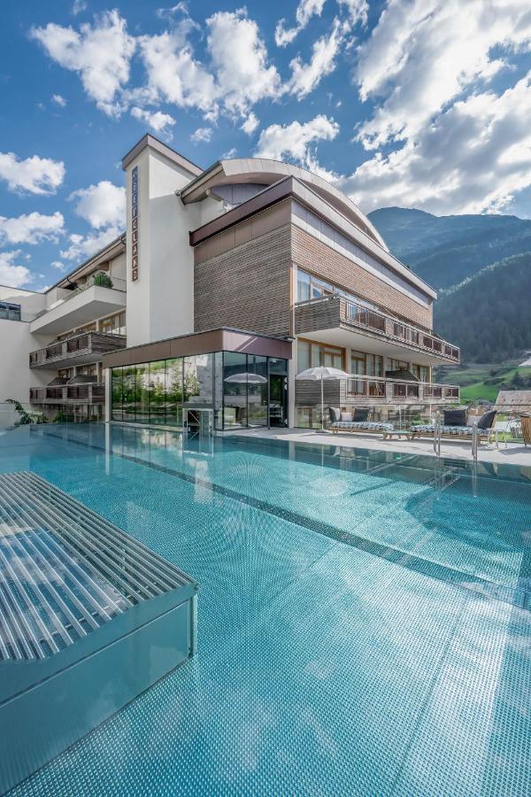 Bergland Design- Und Wellnesshotel Зельден Екстер'єр фото