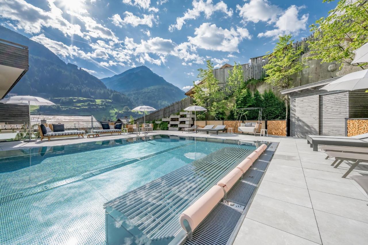 Bergland Design- Und Wellnesshotel Зельден Екстер'єр фото