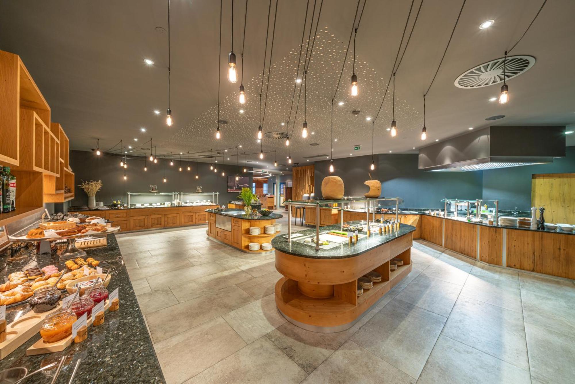 Bergland Design- Und Wellnesshotel Зельден Екстер'єр фото