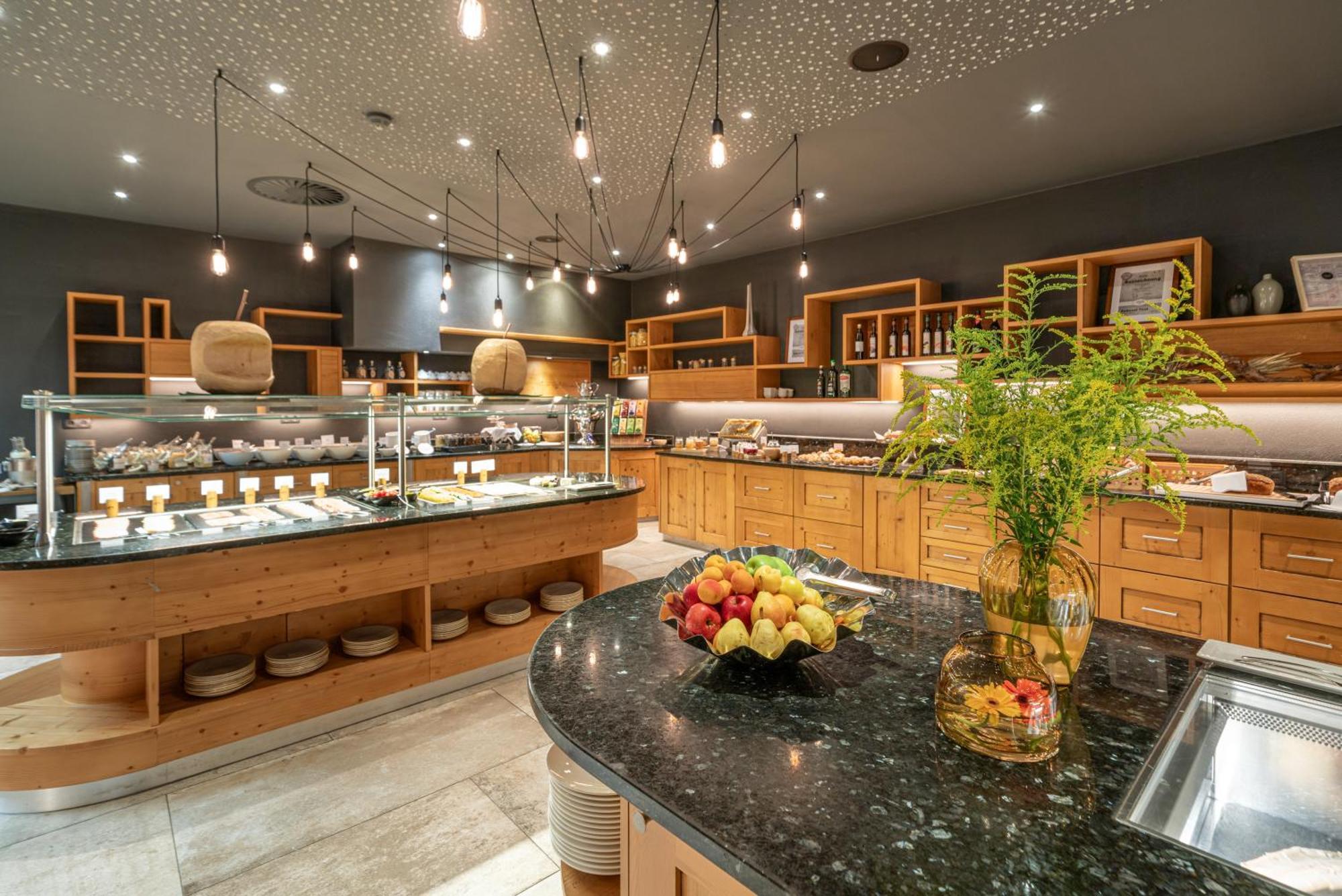 Bergland Design- Und Wellnesshotel Зельден Екстер'єр фото