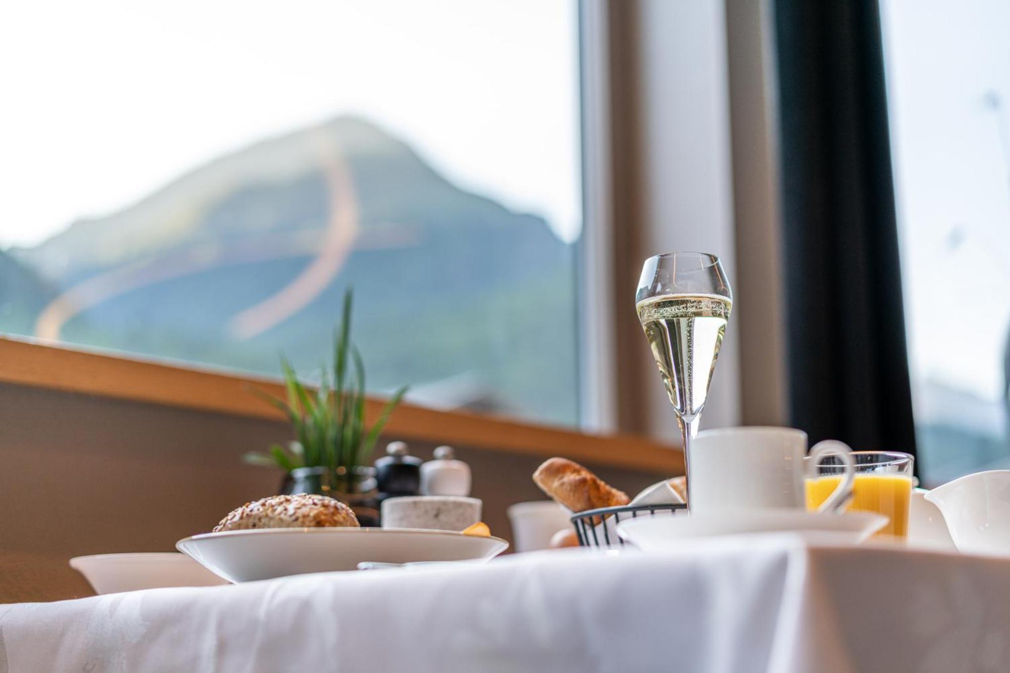 Bergland Design- Und Wellnesshotel Зельден Екстер'єр фото
